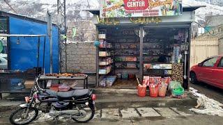 A short walk in Karimabad (Pakistan)