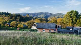 Inspiring Life of a Creative Craftsman in a Mountain Village Far From Civilization