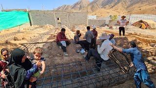 ‍️Rural construction.Construction workers began their work on the land of the Peren family