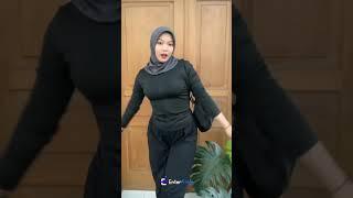 HIJAB MONTOK