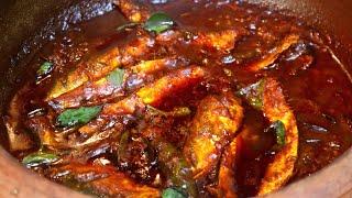 കിടിലൻ രുചിയിൽ മത്തി  മുളകിട്ടത് /Sardine Curry Kerala Style