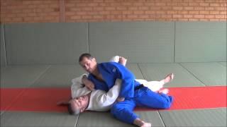 Kuzure Kesa Gatame Escape