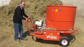 VALMETAL BEDDING CHOPPER SELF-PROPELLED drvenie slamy ,sena,biomasy