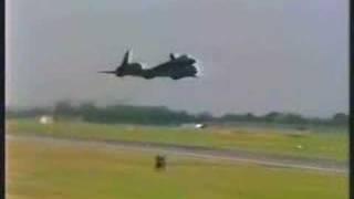 Lockheed SR-71 Blackbird Must See Clips
