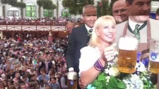 Anstich Oktoberfest im Hofbräu-Festzelt Teil 2