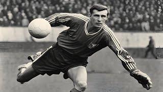 Who was Lev Yashin? Biography of the Legendary Soviet Goalkeeper