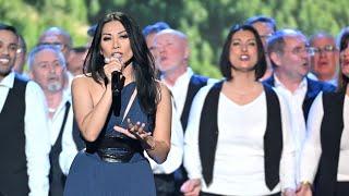 Anggun performing Là où je t'emmènerai (Florent Pagny)