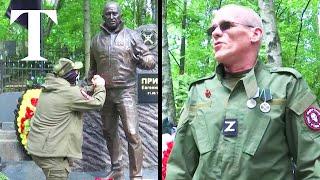 Wagner soldiers unveil Prigozhin statue at grave in Russia