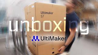 UltiMaker S7 unboxing