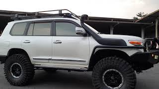 ProRock Engineering Built 200 Series LandCruiser on 40inch Trepadors