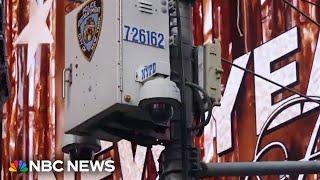 New York prepares for New Year's Eve with over one million expected in Times Square