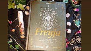 Freyja  Juliette Nicolas paru aux Éditions le Lotus & l'éléphant  Divinité Nordique  Déesse 