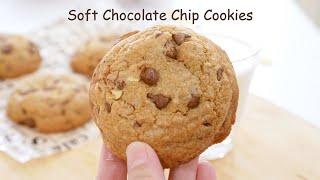 Soft Chocolate Chip Cookies｜Apron