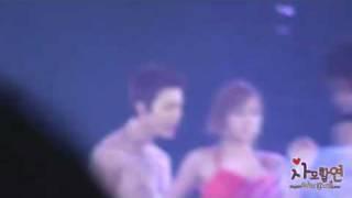 FANCAM | 100815 Super Show 3 ~ Donghae's Strip LIVE! (I wanna love you)