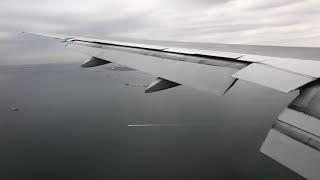 Boeing 777 flaps and spoilers action during landing