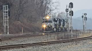 Norfolk Southern freight trains at Lewistown, PA (12/27/2024)