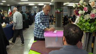 Iranians in Baghdad cast their votes in Iran presidential election