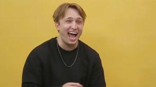 Shayne Topp cackling at who knows what for 17 minutes and 27 seconds straight