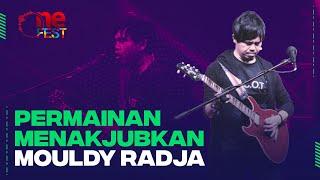 [Vertical Video] Keren Banget! Solo Gitar Moldy Bawakan Lagu Yakin | One Fest