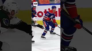 McDavid from BEHIND the net 