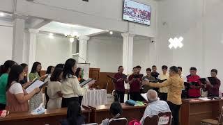 "Meski tak Layak Diriku"  sung by Lux Aeterna Vocal Ensemble  at GPIB Salatiga, on April 28, 2024