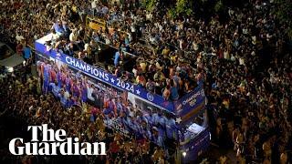 India's T20 Cricket World Cup win: thousands of fans pack Mumbai's streets to celebrate