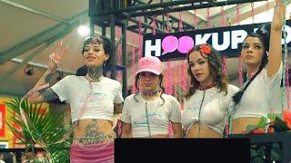 AVN EXPO HOOKUP HOTSHOT GIRLS  AT THE  RESORTS WORLD MOTEL IN LAS VEGAS,NV