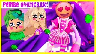 UZUN SAÇLI PEMBE OYUNCAK PEŞİMİZDE  (Escape Evil Doll House)