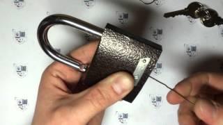 How to Pick a Lock With a Keyring