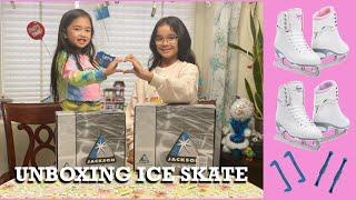 Unboxing Figure Ice Skate