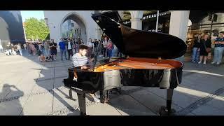 Hammer Piano Medley von Thomas Krüger in Fußgängerzone München!