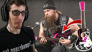 ZAKK WYLDE PLAYS BLACK SABBATH ON A HELLO KITTY MINI GUITAR | (REACTION)