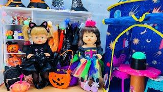 ANI y ONA ESTRENAN nuevo ARMARIO de HALLOWEEN con miles de accesorios Muñecas y Juguetes