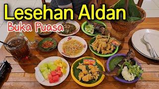 SUASANA BUKA PUASA DI LESEHAN ALDAN SEMARANG