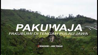 Gunung Pakuwaja : Batu Pakubumi yang terletak di tengah pulau Jawa