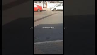 اصطد ام بين سيارة أجرة وسيارة بيضاء قرب كلية عين الشق بالبيضاء