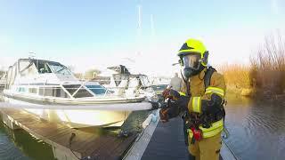 Uitruk Brandweer Albrandswaard voor een plezierjacht in brand | Havendam Rhoon