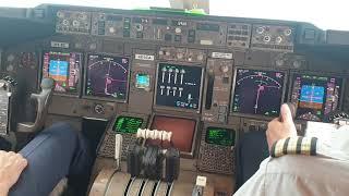 BOEING 747 heavy TAKEOFF from WUHAN CHINA .  long run on the runway from V1 until ROTATE 