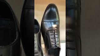 Classic Oxford shoes crafted in pure cow leather by Vintage shoes