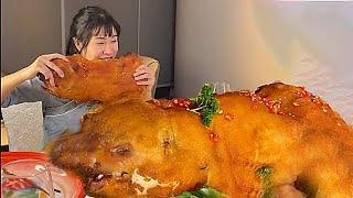 Yi Tiantian Blind Date - Twenty pounds of crispy roast suckling pig