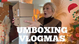  VLOGMAS 26  UNE ABONNÉE M’ENVOIE DES CADEAUX POUR NOËL  UNBOXING