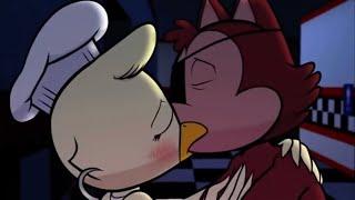 Foxy And Chica Kiss