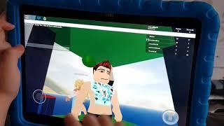Bailie playing Roblox