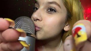 ASMR NANAI VISUAL Y BESITOS EN EL MICRÓFONO| SUSURROS| SOFIWI