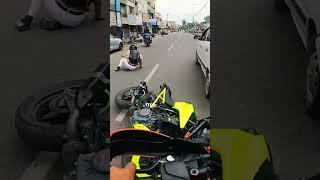 Duke250 crash full video is available on this channel #bikestunt #rider #wheelie #dehradun ￼