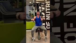 Chest Workout /w broken rib #bodybuilding #ifbbpro #motivation #chest #matzkaathletic