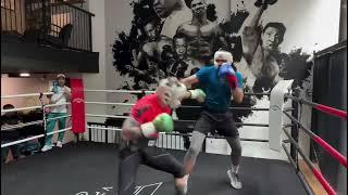 2x Olympic champion Bakhodir Jalolov sparring fight