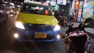 Taxi driver detained for punching foreigner in the face