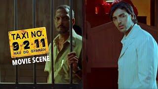 Kya John Nana Ko Jail Se Chuda Payega? | Taxi No. 9211 | Movie Scene