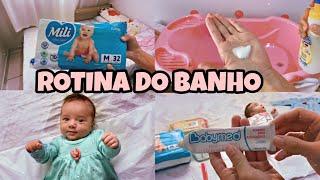 ROTINA DO BANHO BEBÊ COM 1 MÊS | PRODUTOS QUE ESTOU USANDO